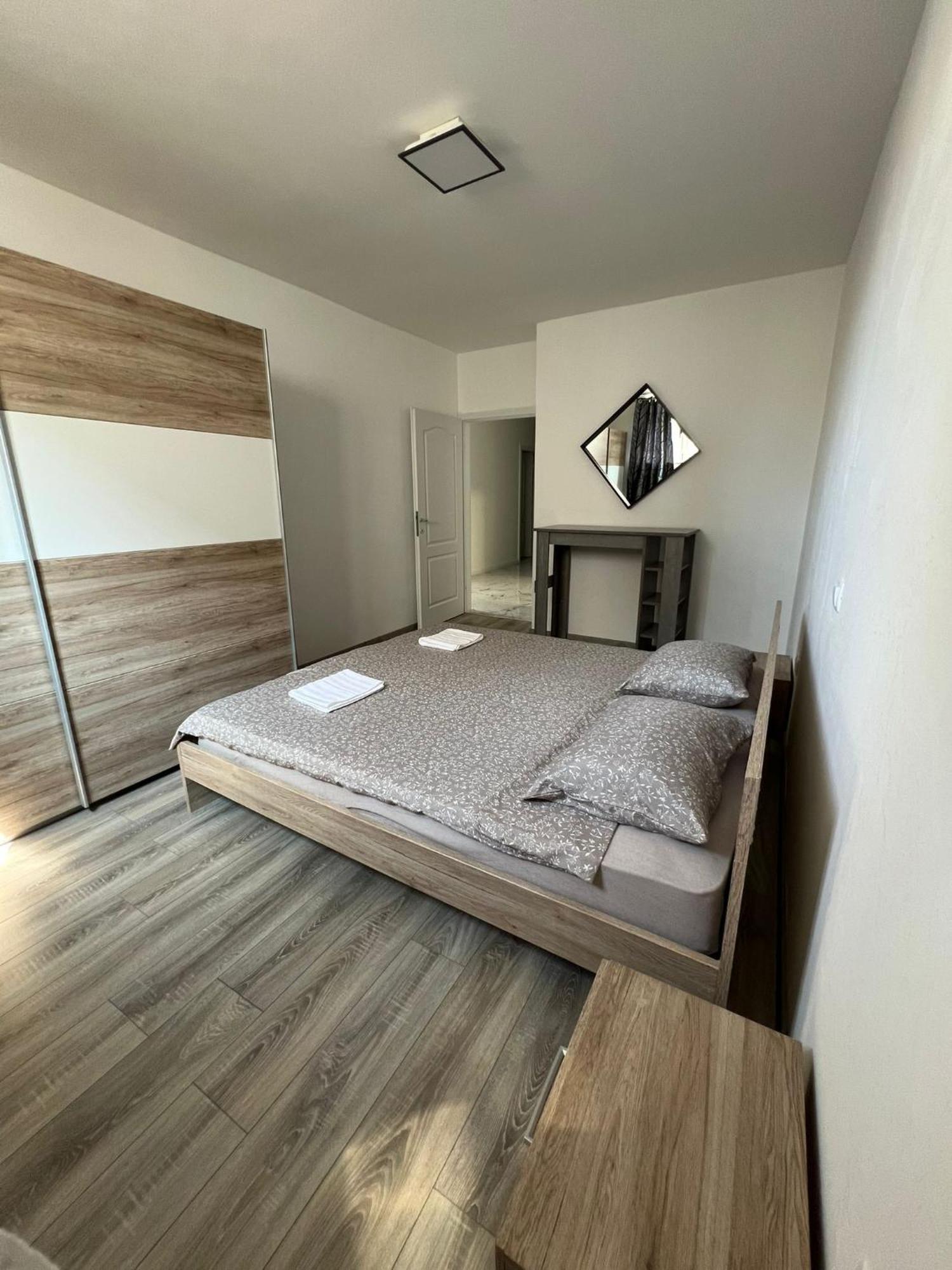 Centrum Apartment Makarska Bagian luar foto