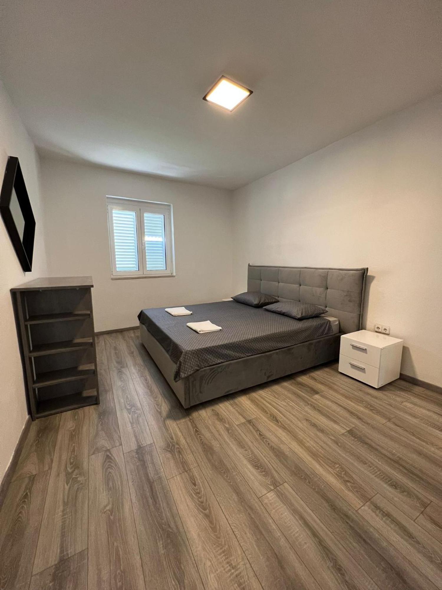 Centrum Apartment Makarska Bagian luar foto